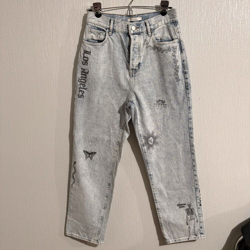 PacSun High Rise Straight Light Graffiti Stencil LA Skeleton Grunge Women's 27